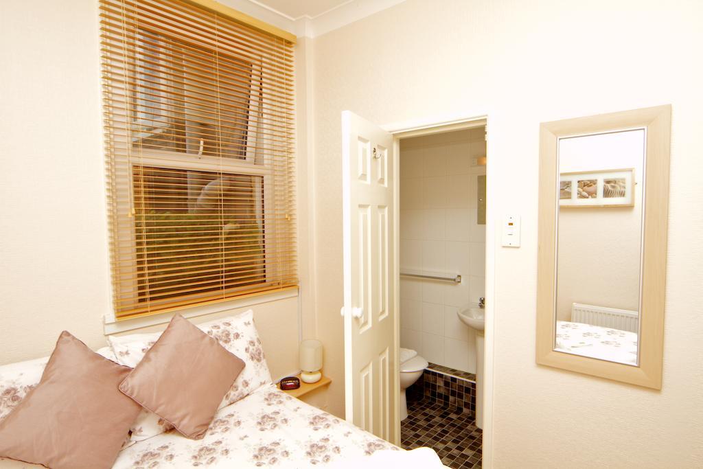 וויימות' Cunard Guest House חדר תמונה